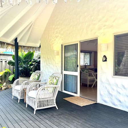 Motu Beachfront Art Villas ラロトンガ島 エクステリア 写真