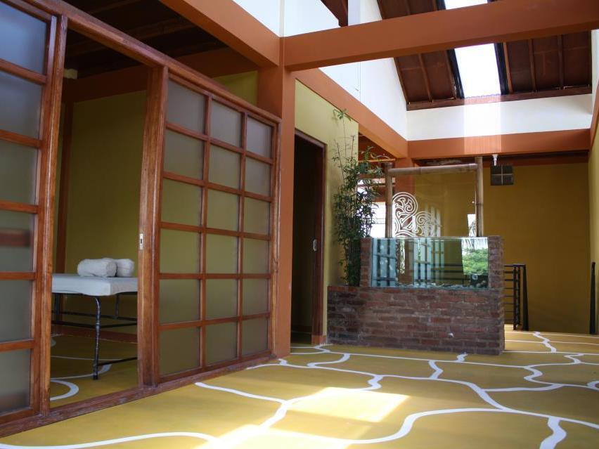 Motu Beachfront Art Villas ラロトンガ島 エクステリア 写真